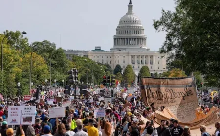 Nationwide ‘No Kings’ Demonstrations Intensify in Opposition to Trump