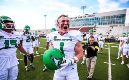 Live Box Score Update: No. 9 UND vs No. 12 Southern Illinois at Noon