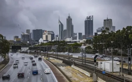 Severe Weather Alert: Powerful Winds and Storms Predicted