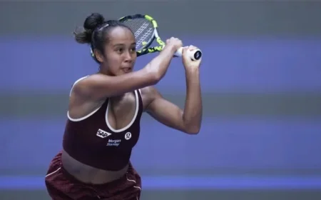 Fernandez Triumphs Over Valentova in Thrilling Three-Set Victory to Claim Japan Open Singles Title