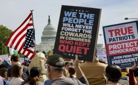 In Pictures Massive No Kings Movement Protesters Across the US Rally Against Donald Trump’s Authoritarian Policies