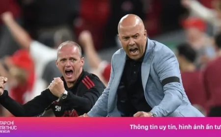 Liverpool stages dramatic comeback against Manchester United