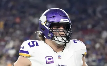 Carson Wentz to Benefit from Vikings Inactive List with Healthiest Offensive Line Yet