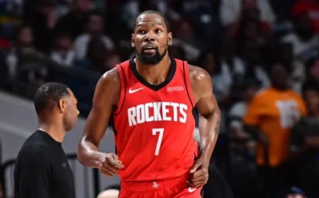NBA Executives Predict Kevin Durant’s Potential Rockets Contract for 2025-26 Season