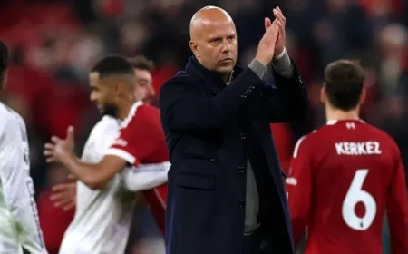 Manchester United Pushes Liverpool and Slot Further into Crisis