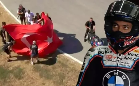 Controversial Incident in Championship Race: Outrage Over Unsportsmanlike Move Against Toprak Razgatlıoğlu