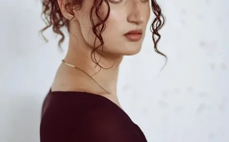 Macy Seelochan on Riot Women: Discover How She Gained a Dozen New Moms