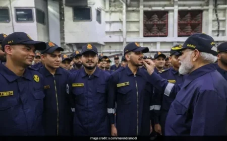 PM Modi Celebrates Diwali with Navy Praises INS Vikrant for Keeping Pakistan on Edge