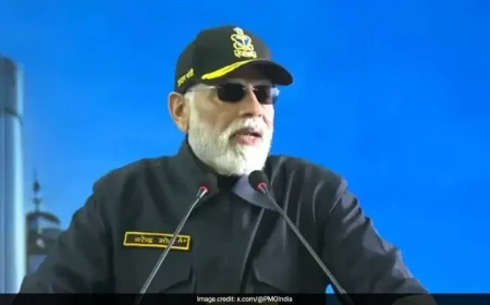 PM Modi Celebrates Diwali with the Navy Praising Them as Guardians of the Indian Ocean