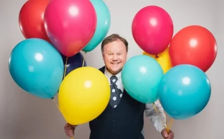 Justin Live Performance Rocks the Congress Just in Time