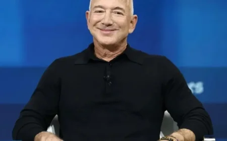 Amazon Founder Jeff Bezos Advises Gen Z: Consider Staying in College Before Chasing Bill Gates or Mark Zuckerberg Dreams