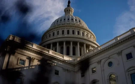 Federal Shutdown Reaches Third Week as Resolution Remains Elusive