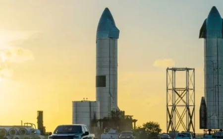 SpaceX Delay Puts NASA Moon Mission at Risk as Competitors Eye Lucrative Contracts