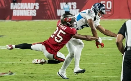 Rondé Barber’s Defense Evaluation: Two A+ Grades and Three Much Lower Marks