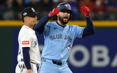 Blue Jays Injury Elevates Former Pirate Isiah Kiner-Falefa into Postseason Spotlight