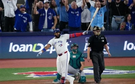 Vladimir Guerrero Jr. Smashes 6th Postseason Homer as Blue Jays Dominate Mariners 6-2 Forcing ALCS Game 7