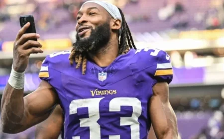 Rumors Intensify on Vikings and Potential Returns of Aaron Jones Max Brosmer and Asante Samuel Jr