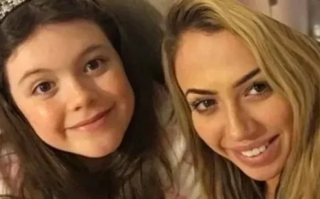 Holly Hagan’s 19-Year-Old Sister Passes Away Leaving Her Deeply Traumatised