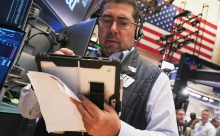 Wall Street Maintains Stability Poised on the Brink of Record Highs