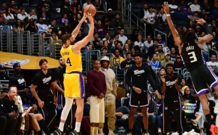 Kleber Sidelined for a Minimum of 2 Weeks Due to Oblique Strain Injury