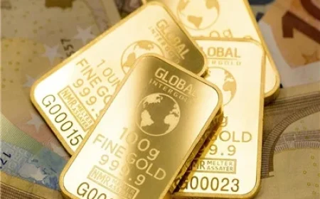 Ex-Fed Advisor Warns of Major Distress as Gold Prices Plummet Sharp Drop Spurs Concern