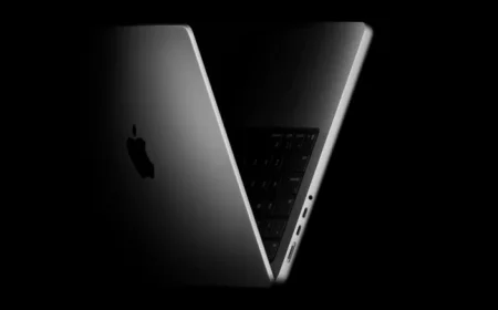 Apple introduces 14‑inch MacBook Pro with M5 chip revolutionizing AI advancements for Mac users