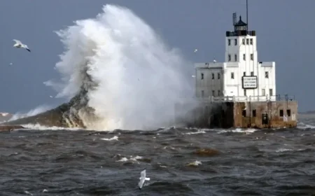 Michigan Experiences Winds Over 60 MPH: Discover the Windiest Areas Over the Weekend