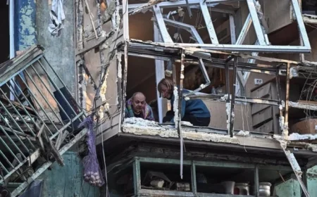 Six Killed in Overnight Russian Strikes on Ukraine as Putin-Trump Summit Canceled