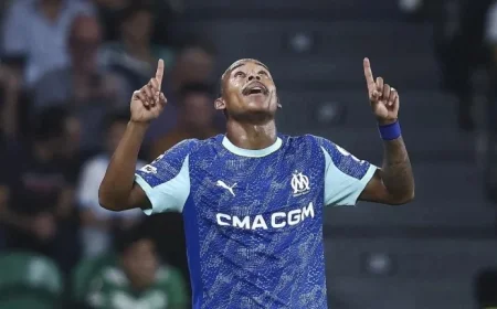 Champions League OM Gripped by Paixao’s Intense Frustration