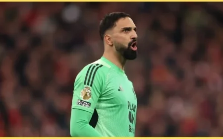 Giorgi Mamardashvili Expresses Frustration with Liverpool Teammate Moments Before Harry Maguire Scores Late Winner