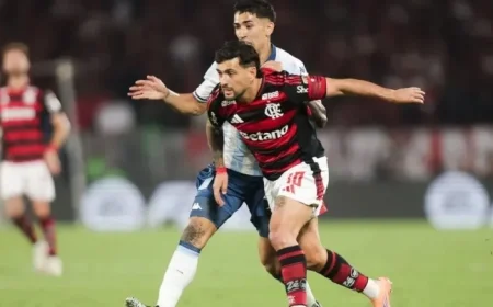 Highlights from Flamengo’s 1-0 Win Over Racing in the Libertadores Semifinals