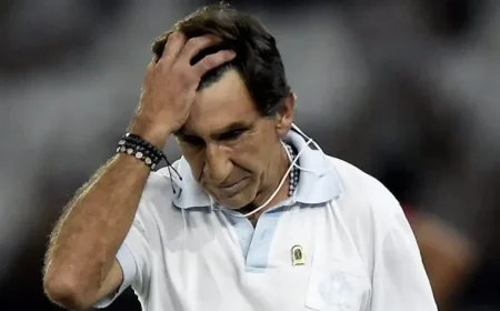 Gustavo Costas Praises Filipe Luís’ Flamengo but Confidently Declares Racing’s Path to Lima