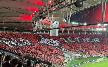 Flamengo Fans Gear Up for a Sold-Out Celebration Against Racing