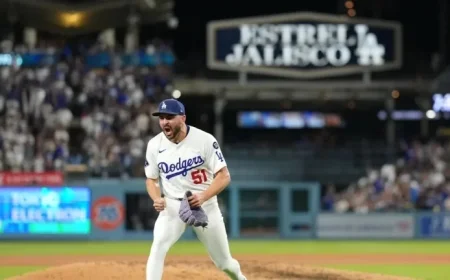 Star Reliever Leaves Dodgers for Personal Reasons Before World Series