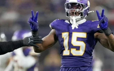 Dallas Turner Starts for Vikings Against Former Teammate