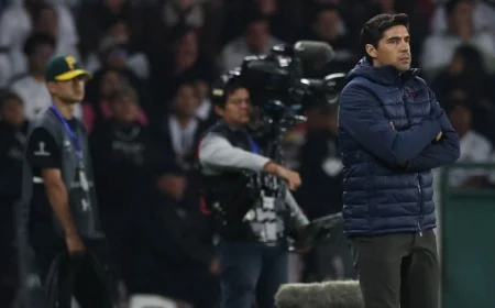 Abel Ferreira Contests Decision Calling LDU’s Second Goal Not a Penalty