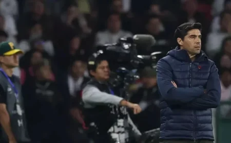 Abel Ferreira Criticizes Palmeiras Performance Yet Remains Hopeful for Comeback Against LDU