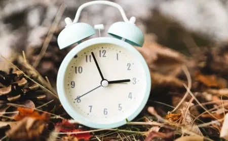 How the October Clock Change Impacts Your Health