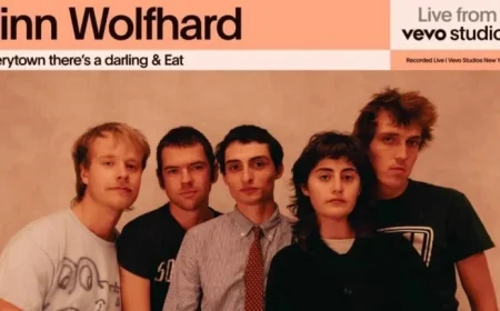 Finn Wolfhard Performs ‘Everytown There’s a Darling’ Live at Vevo Studios