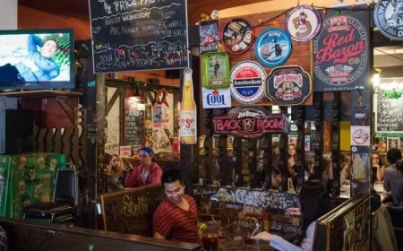 Toronto Bar Cautions Small Businesses on Using Blue Jays Logo for Promotions