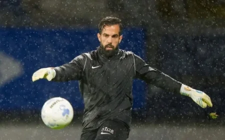 Oranje Seeks Goal in Challenging Friendly Against Poland Under Veurink