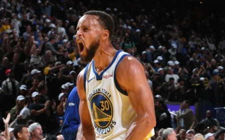 Curry Leads Dubs to Victory Despite Gordon’s 50 Points