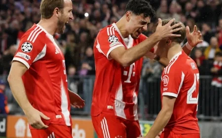 Gladbach Holds Bayern Munich to a Goalless Draw Despite Castrop’s Red Card and 10-Men Team