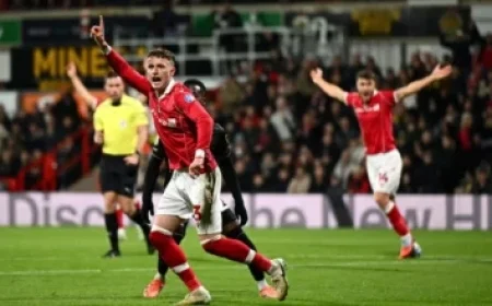 Ravens’ Lamar Jackson Faces Uncertain Sunday Start Against Bears