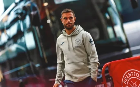 Henderson Kelleher and van den Berg Return to Face Former Club in Confirmed Team News