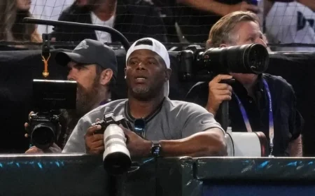 Ken Griffey Jr. Plays Organ in Nike Ad Debuting at World Series