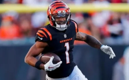 Top Week 8 NFL DFS Picks: Expert FanDuel, DraftKings Lineup Advice 2025