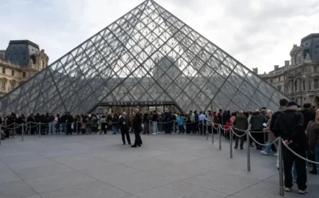 Paris Police Capture Louvre Jewel Heist Suspects
