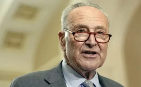 Schumer Criticizes Trump for Leaving Amid Shutdown for Asia Trade Talks