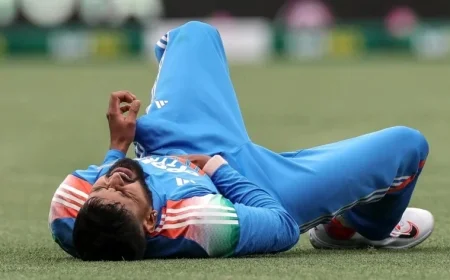 Shreyas Iyer in ICU: Parents Urgently Seek Sydney Visas to Join Him